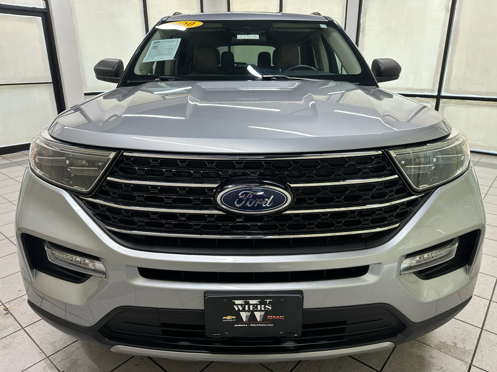 Used 2020 Ford Explorer XLT w/ Equipment Group 202A image 12