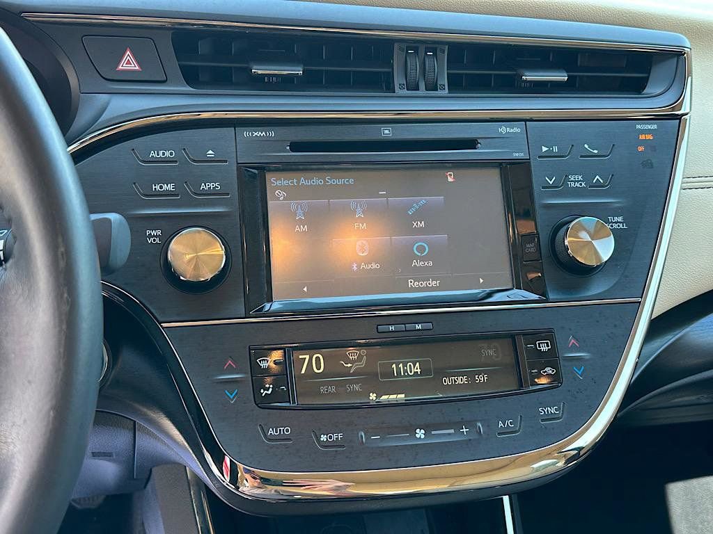 Certified 2017 Toyota Avalon Limited FWD image 27