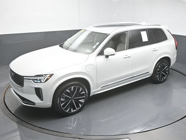 Used 2026 Volvo XC90 T8 Ultra w/ Protection Package Premier AWD/4WD image 45