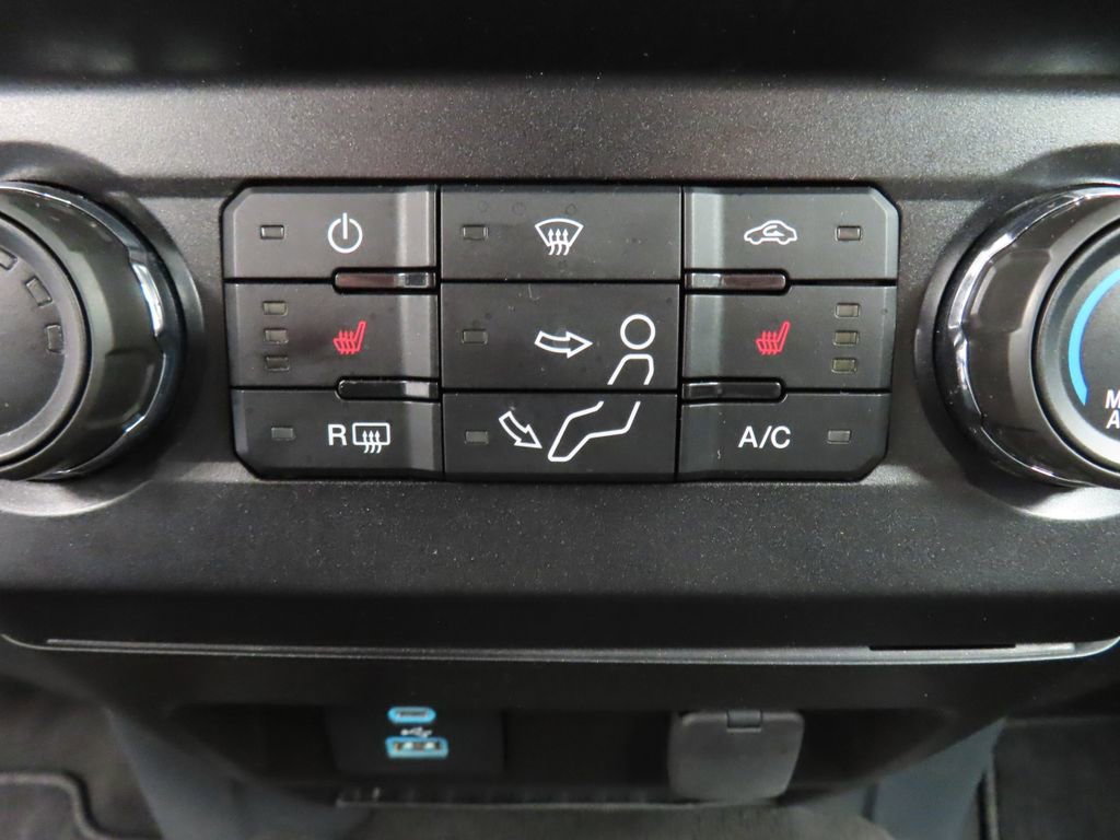 Used 2022 Ford F450 XLT w/ XLT Premium Package image 55