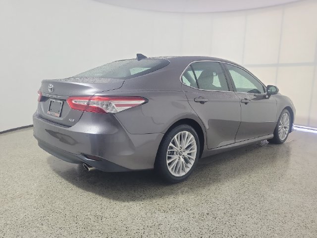 Used 2018 Toyota Camry XLE w/ Audio Package FWD image 5
