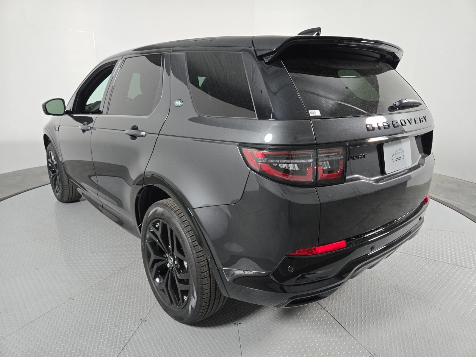 New 2026 Land Rover Discovery Sport Landmark AWD/4WD image 17