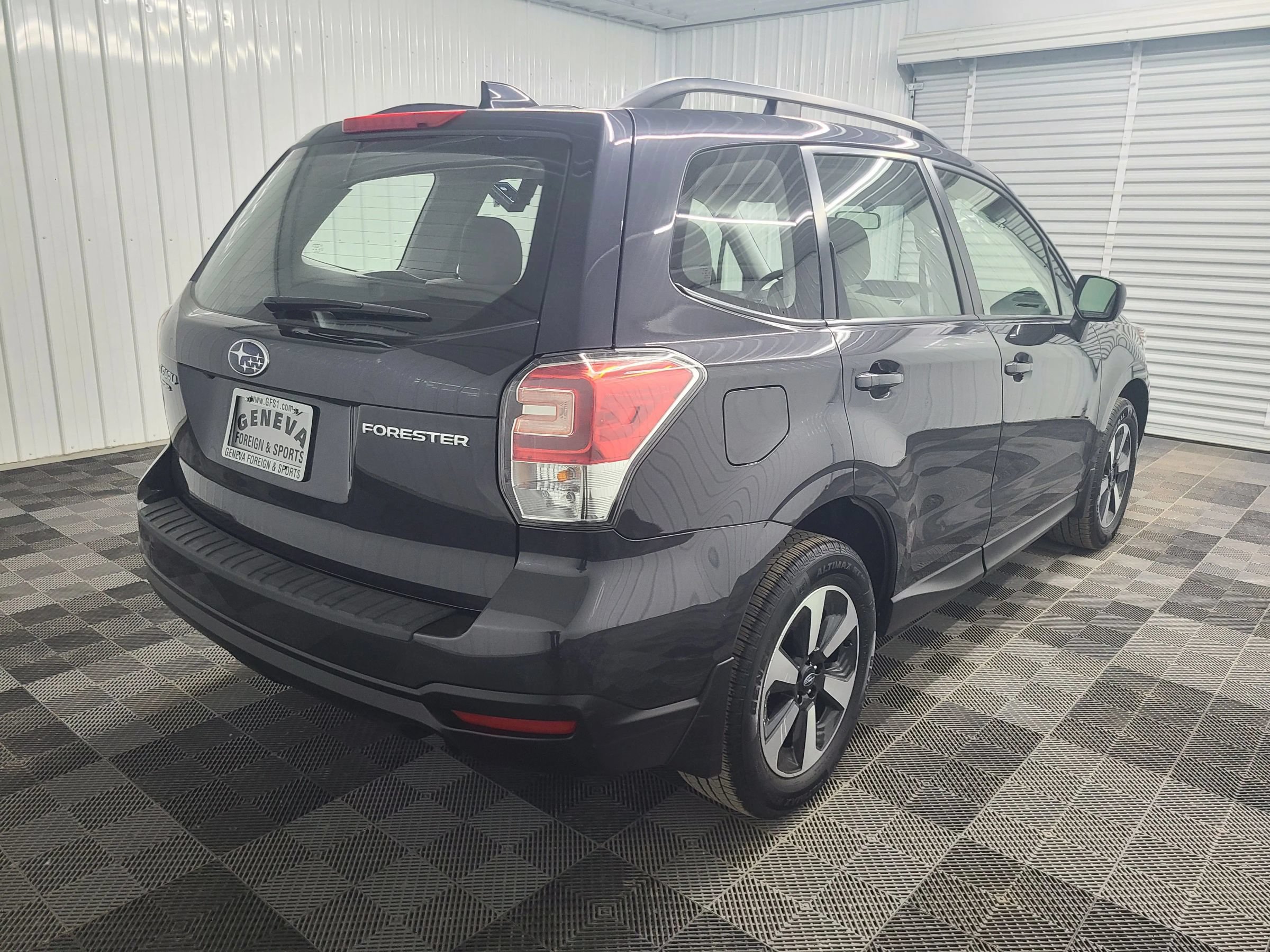 Used 2018 Subaru Forester 2.5i w/ Alloy Wheel Package AWD/4WD image 11