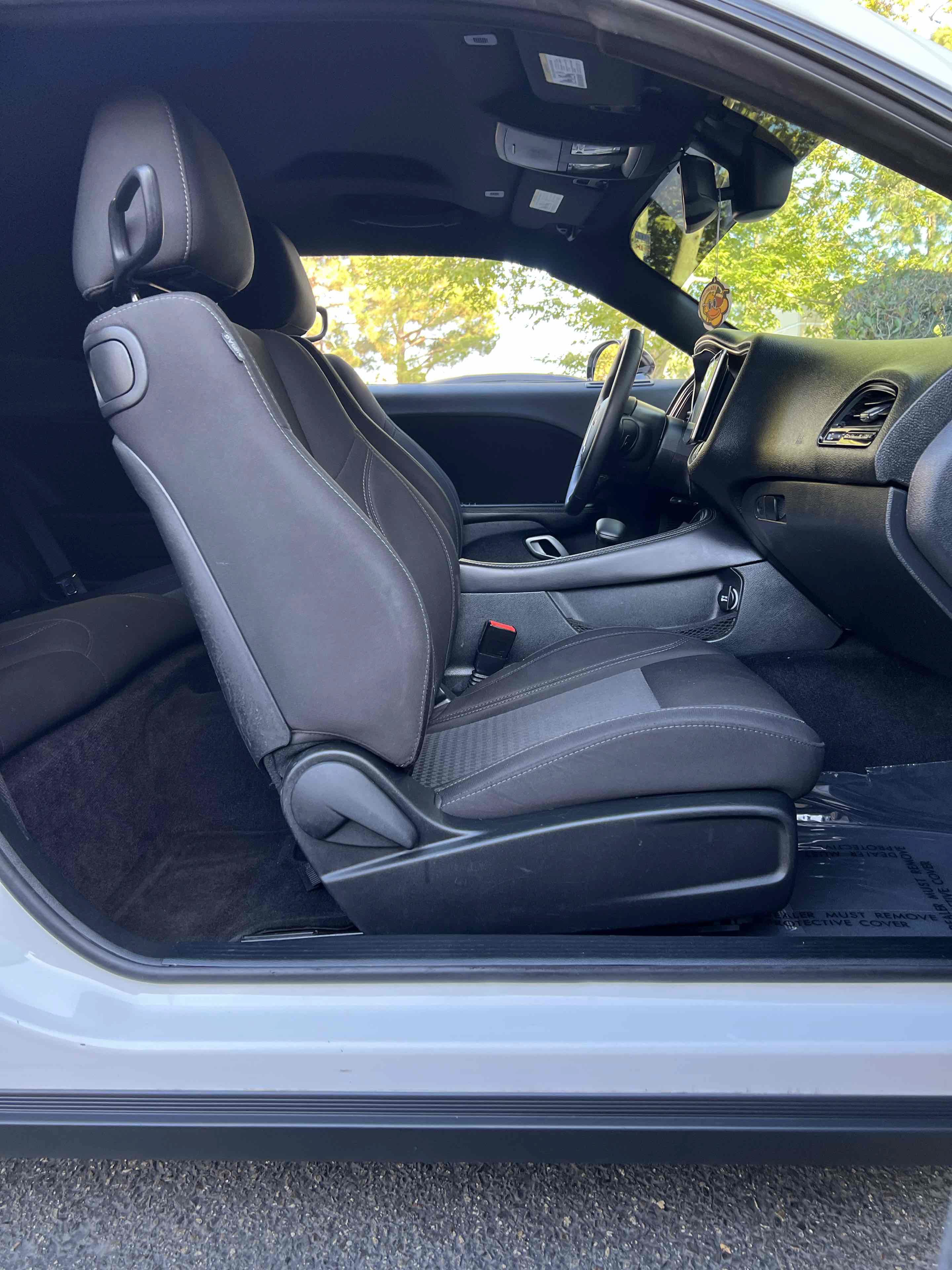 Used 2017 Dodge Challenger R/T RWD image 25