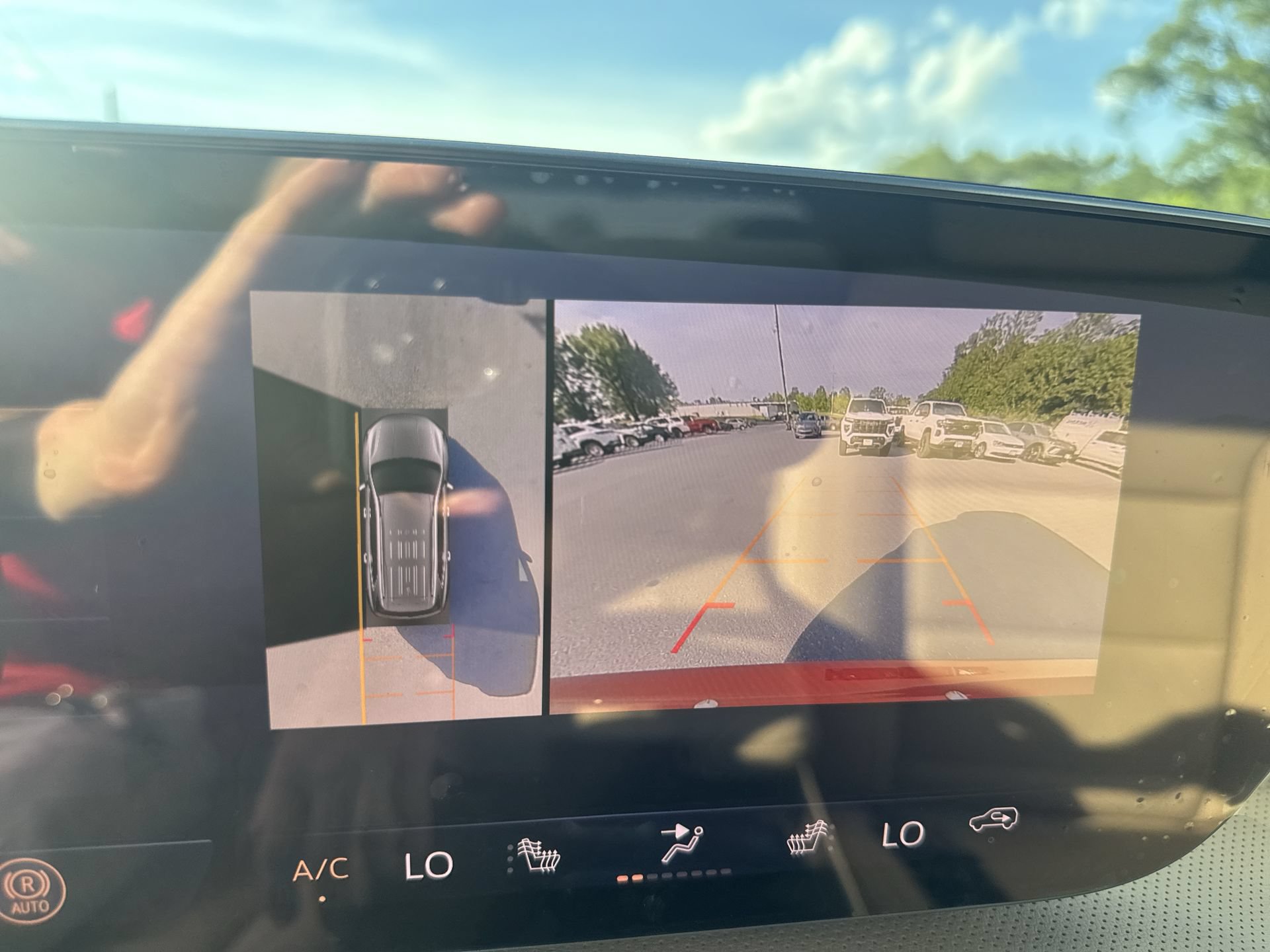 New 2027 Buick Enclave Preferred w/ Power Package AWD/4WD image 24
