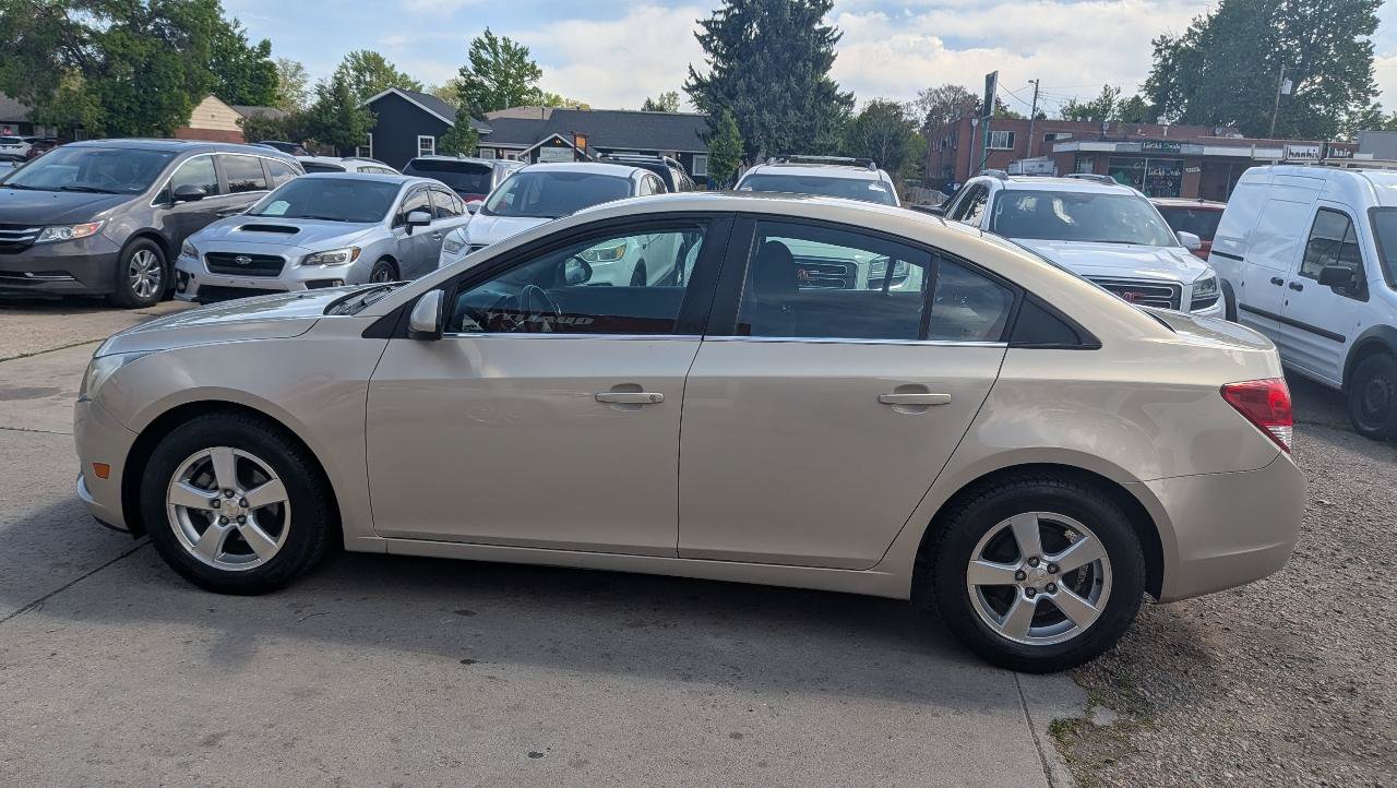 Used 2012 Chevrolet Cruze LT FWD image 8