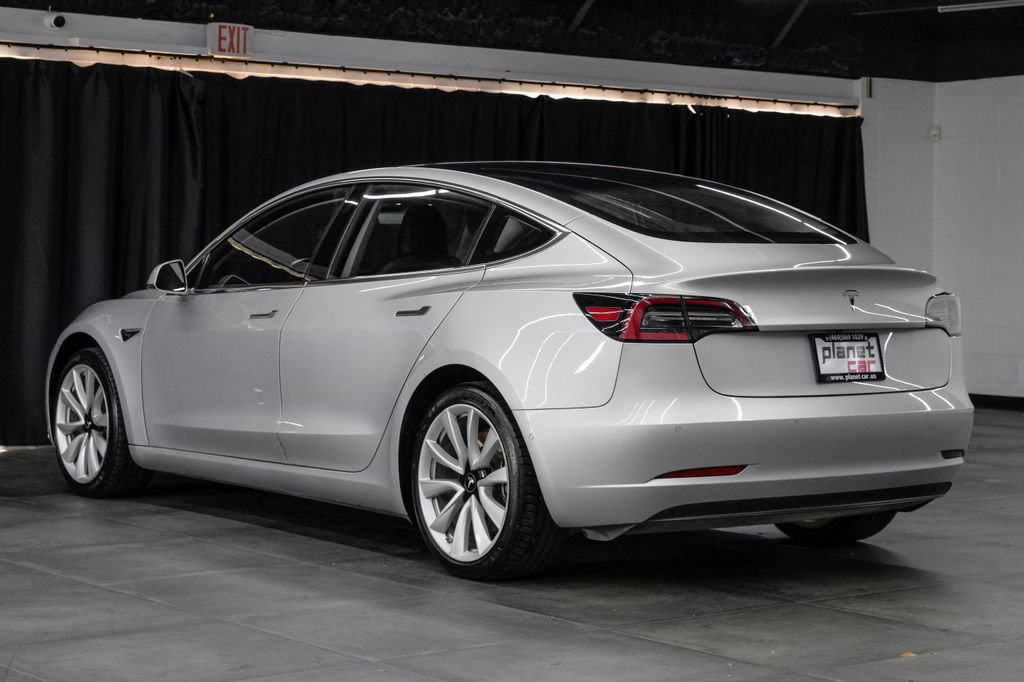 Used 2018 Tesla Model 3 Mid Range image 15