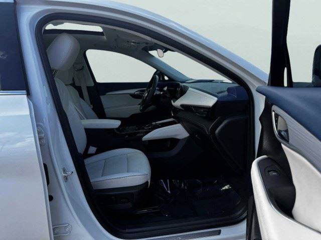 Used 2024 Buick Envision Avenir AWD/4WD image 51