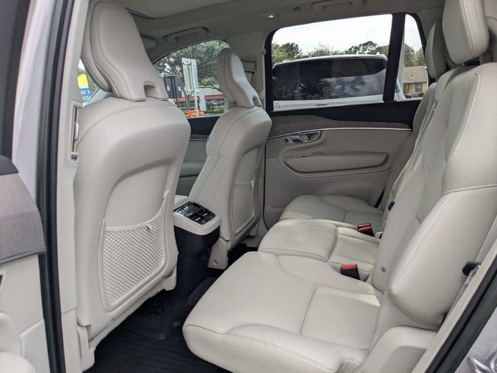 Certified 2023 Volvo XC90 B5 Plus w/ Protection Package Premier AWD/4WD image 19