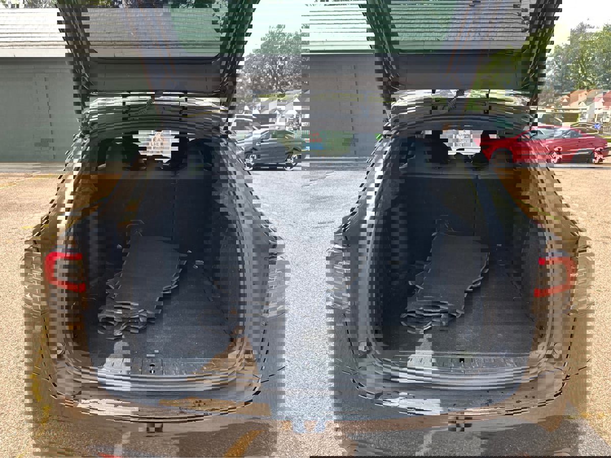 Used 2020 Tesla Model X Long Range image 14