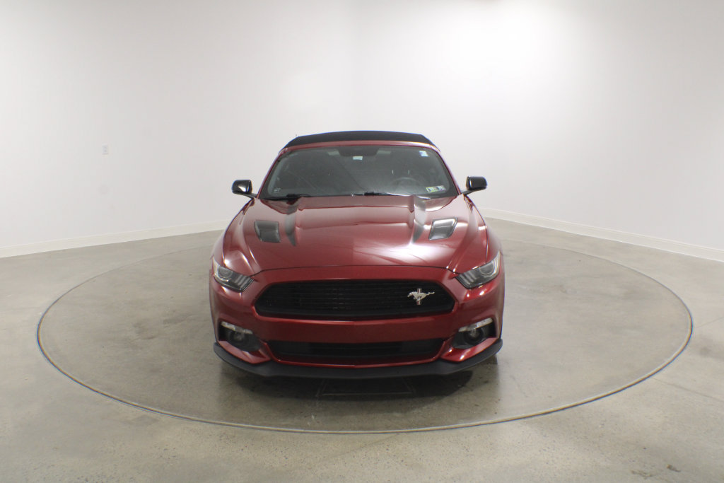 Used 2017 Ford Mustang GT Premium w/ Equipment Group 401A RWD image 8