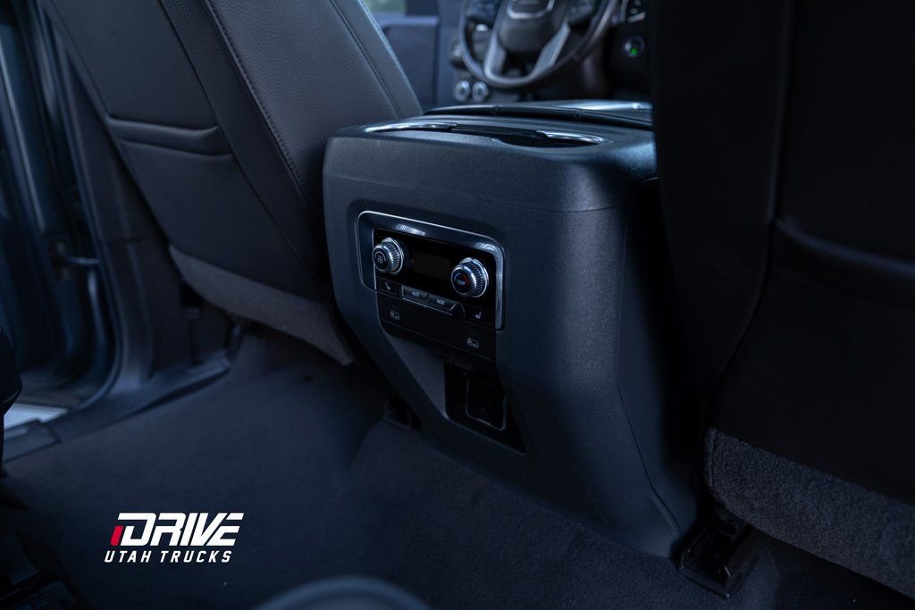 Used 2021 GMC Yukon XL Denali w/ Denali Premium Package image 24