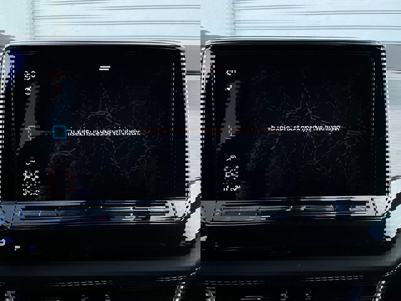 Used 2025 Volkswagen Atlas Cross Sport SE image 31