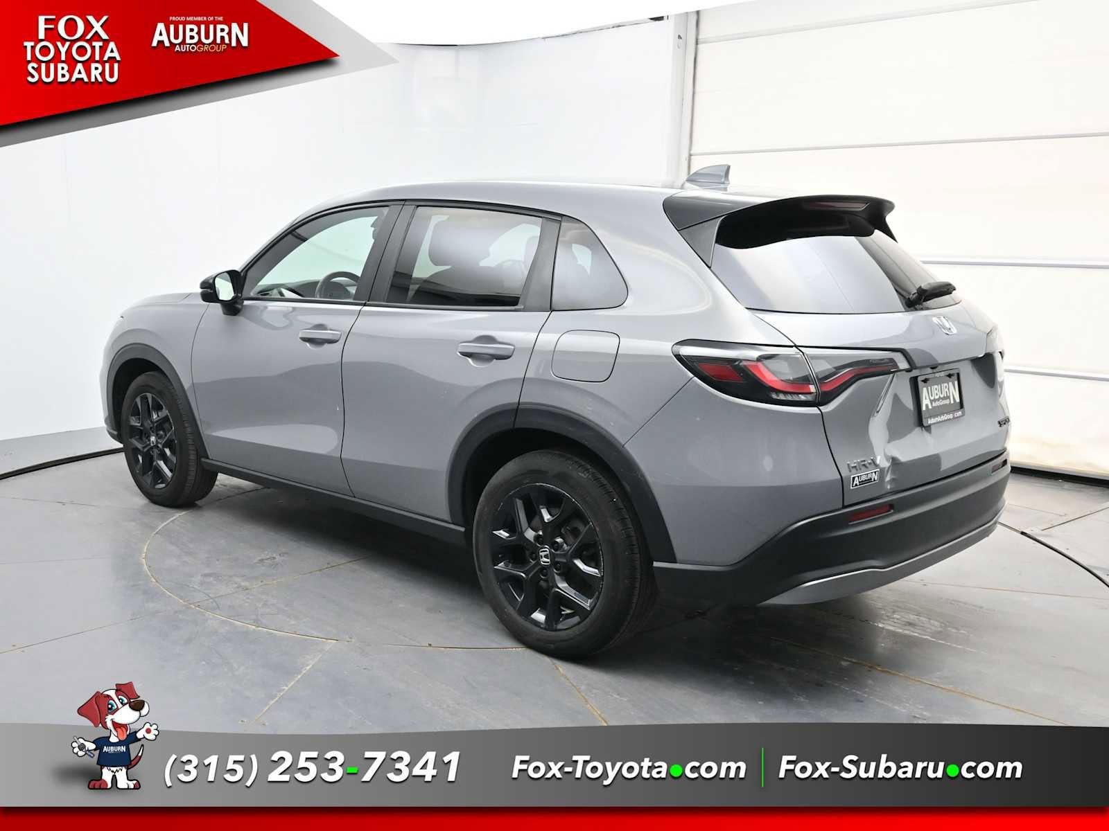 Used 2024 Honda HR-V Sport image 11