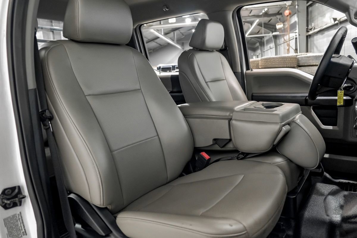 Used 2021 Ford F550 4x4 Crew Cab Super Duty w/ Power Equipment Group image 31