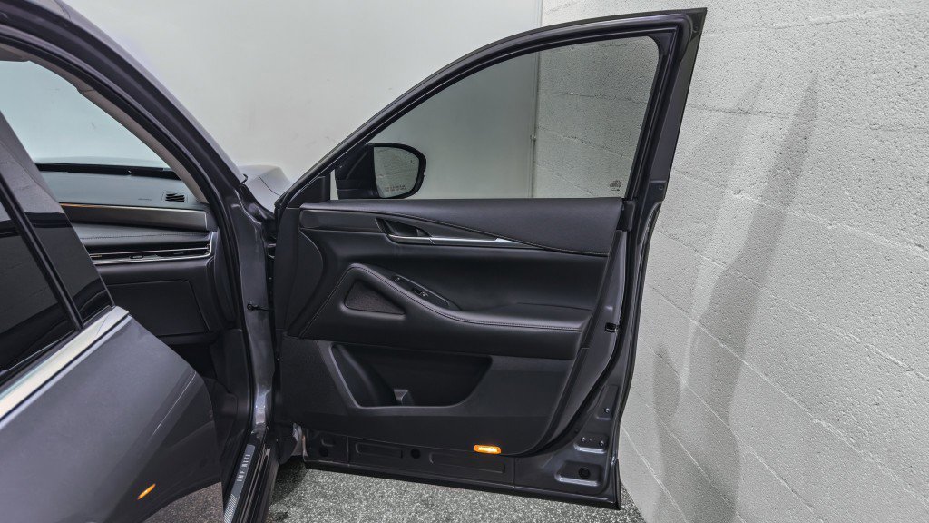 Used 2023 INFINITI QX60 Luxe w/ Cargo Package image 25
