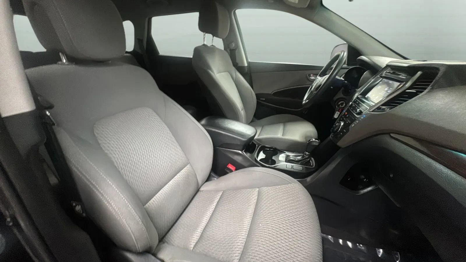 Used 2019 Hyundai Santa Fe XL SE FWD image 21