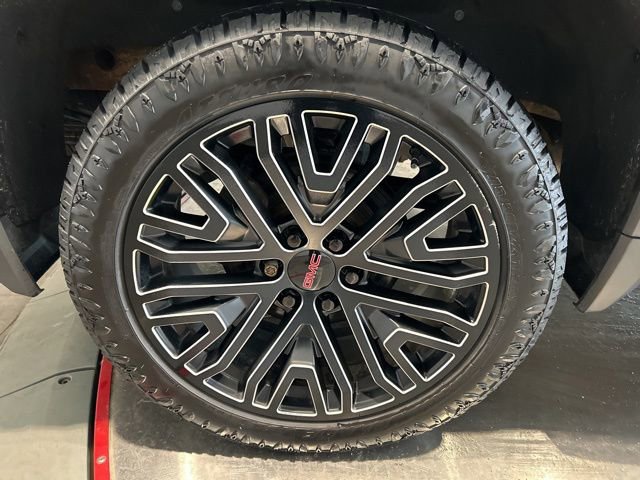 Used 2020 GMC Sierra 1500 Denali w/ Technology Package AWD/4WD image 16