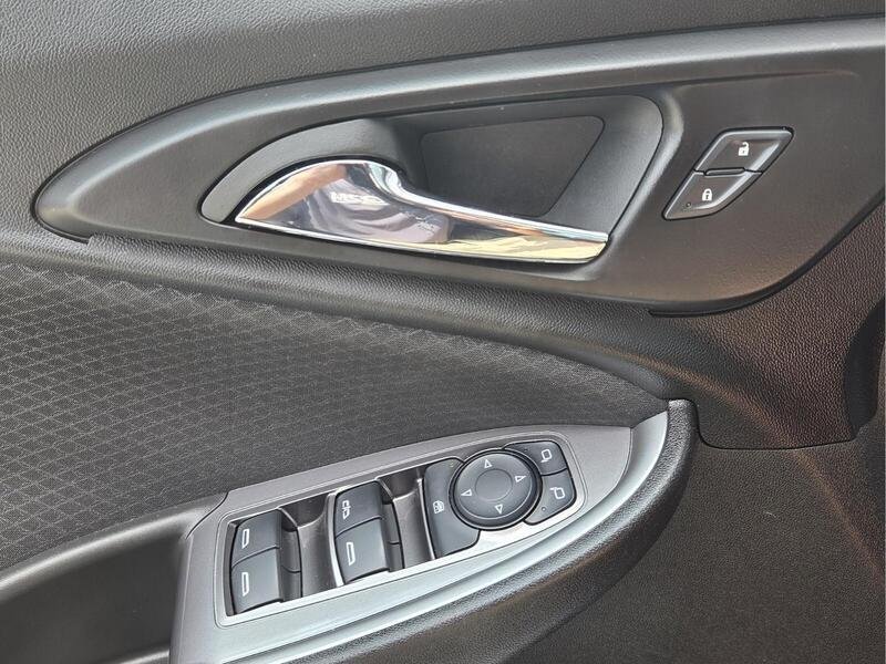 Used 2023 Chevrolet Malibu LT FWD image 21
