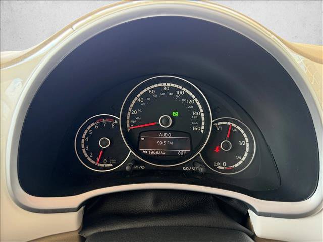 Used 2013 Volkswagen Beetle 2.5 FWD image 12