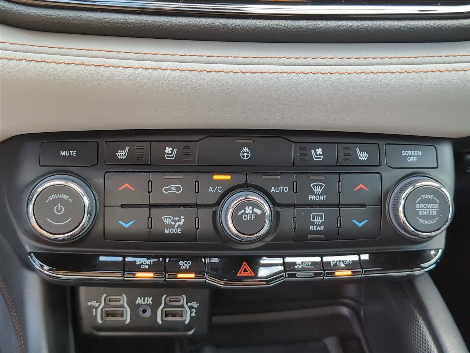 Used 2022 Dodge Durango R/T AWD/4WD image 24