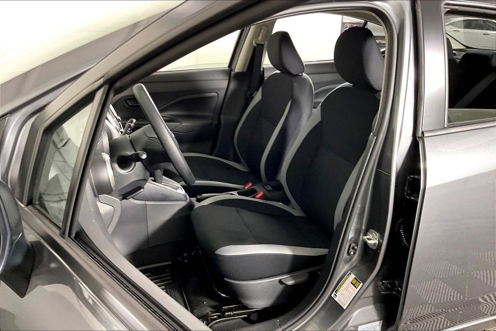 New 2025 Nissan Versa S w/ Trunk Package FWD image 13