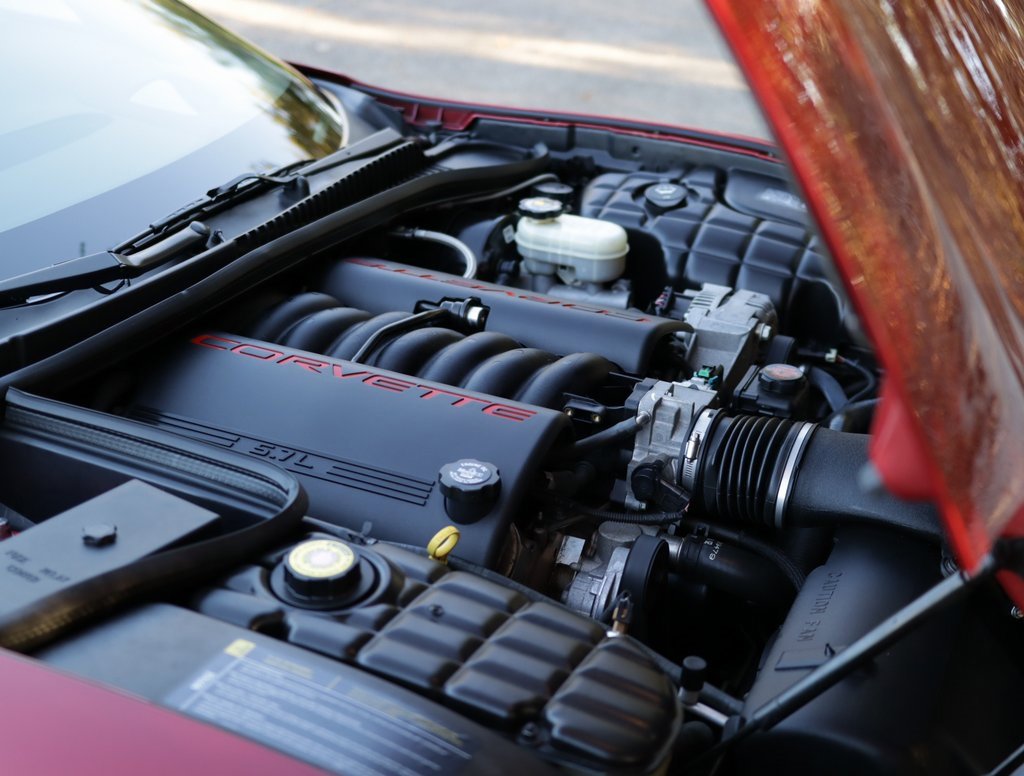 Used 2002 Chevrolet Corvette Coupe w/ Preferred Equipment Group2 image 33