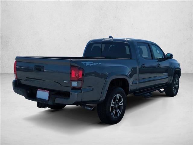 Used 2017 Toyota Tacoma TRD Sport RWD image 5