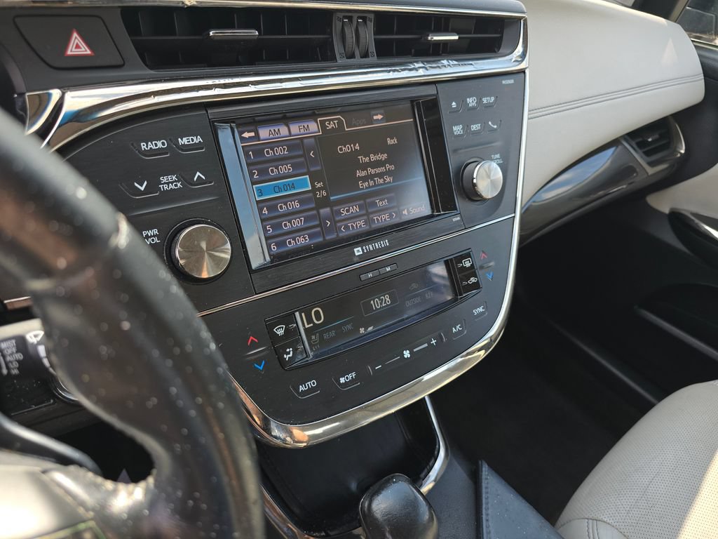 Used 2014 Toyota Avalon Limited FWD image 24