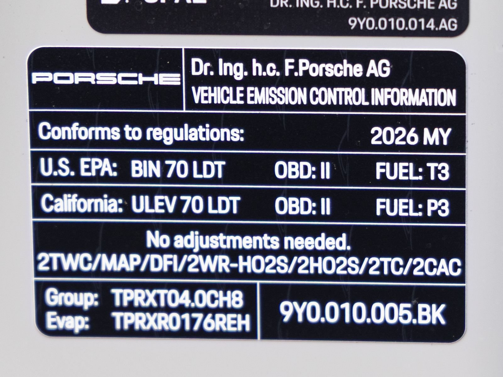 Certified 2026 Porsche Cayenne Turbo AWD/4WD image 38