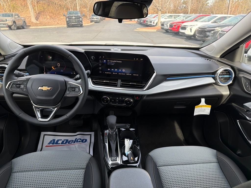 New 2025 Chevrolet Trax LT w/ LT Convenience Package image 14