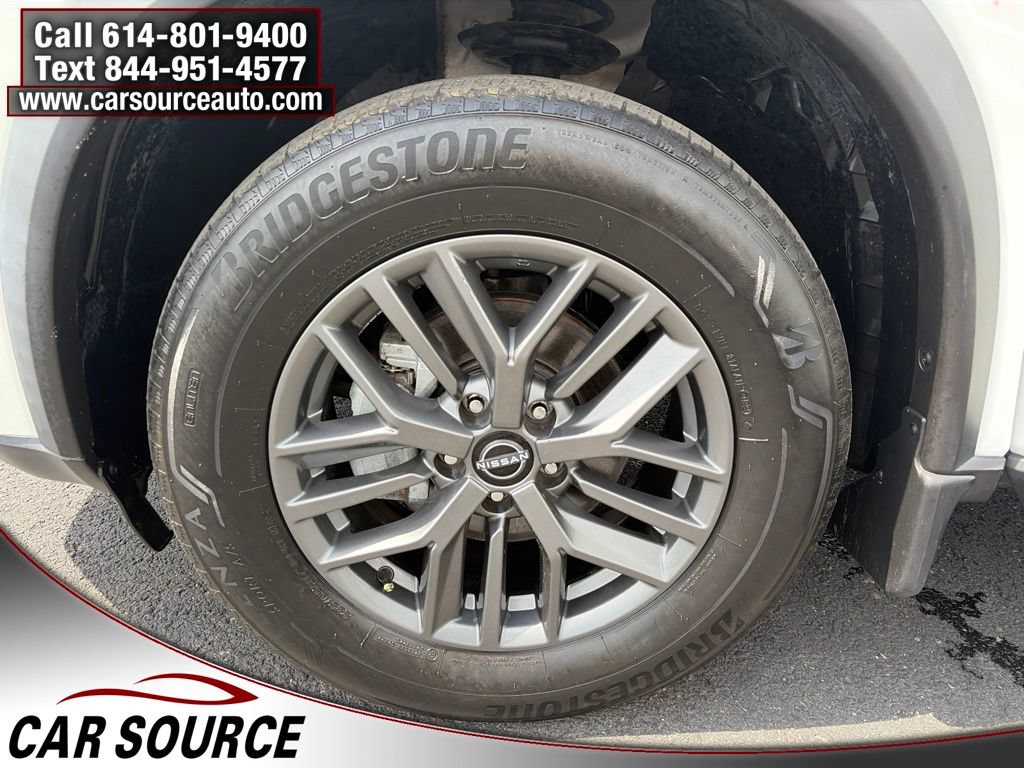 Used 2022 Nissan Rogue S FWD image 23