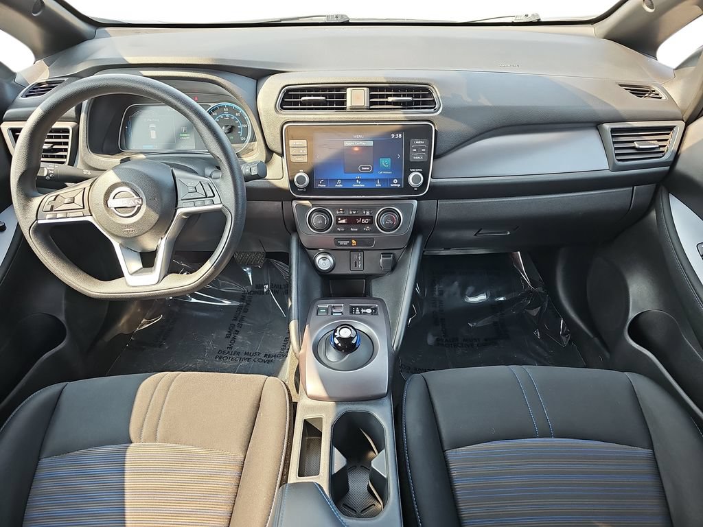 Used 2025 Nissan Leaf S FWD image 13