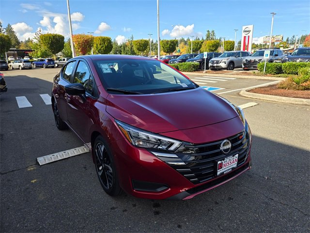New 2025 Nissan Versa SR w/ Trunk Package image 3