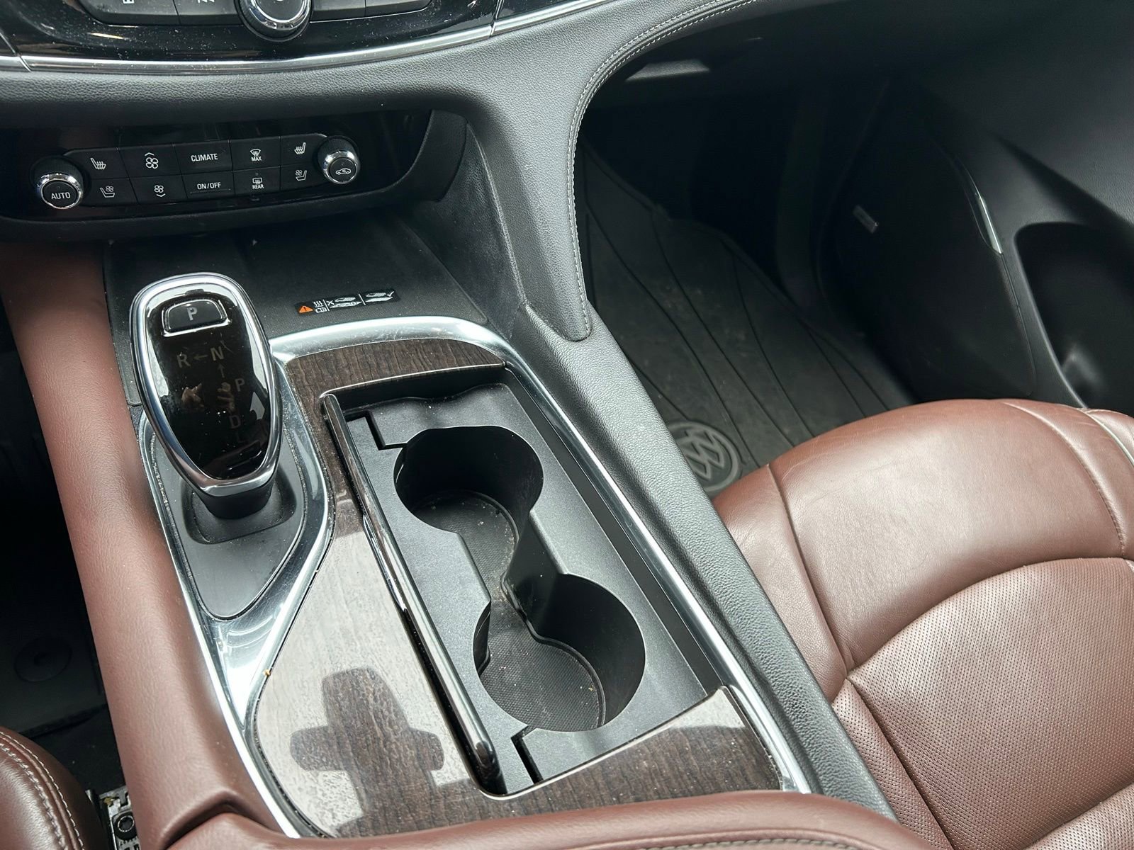 Used 2018 Buick Enclave Avenir w/ Avenir Technology Package image 22