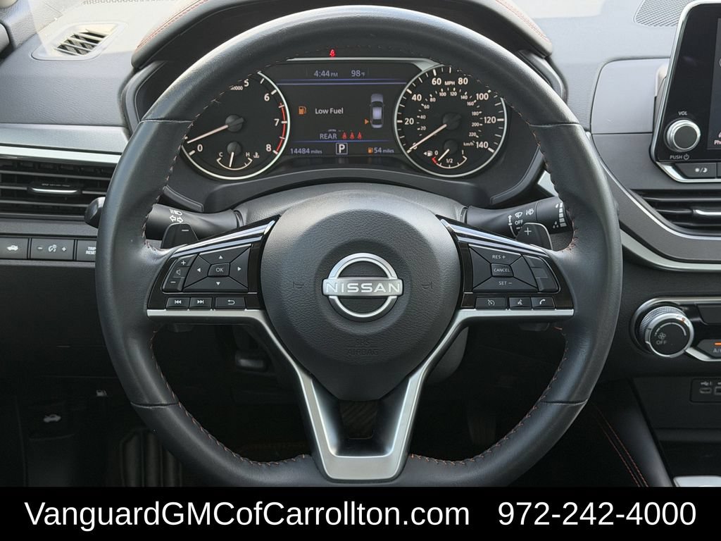 Used 2024 Nissan Altima 2.5 SR AWD/4WD image 12