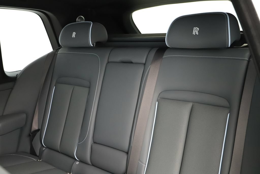 Used 2024 Rolls-Royce Cullinan w/ Cullinan Package AWD/4WD image 36