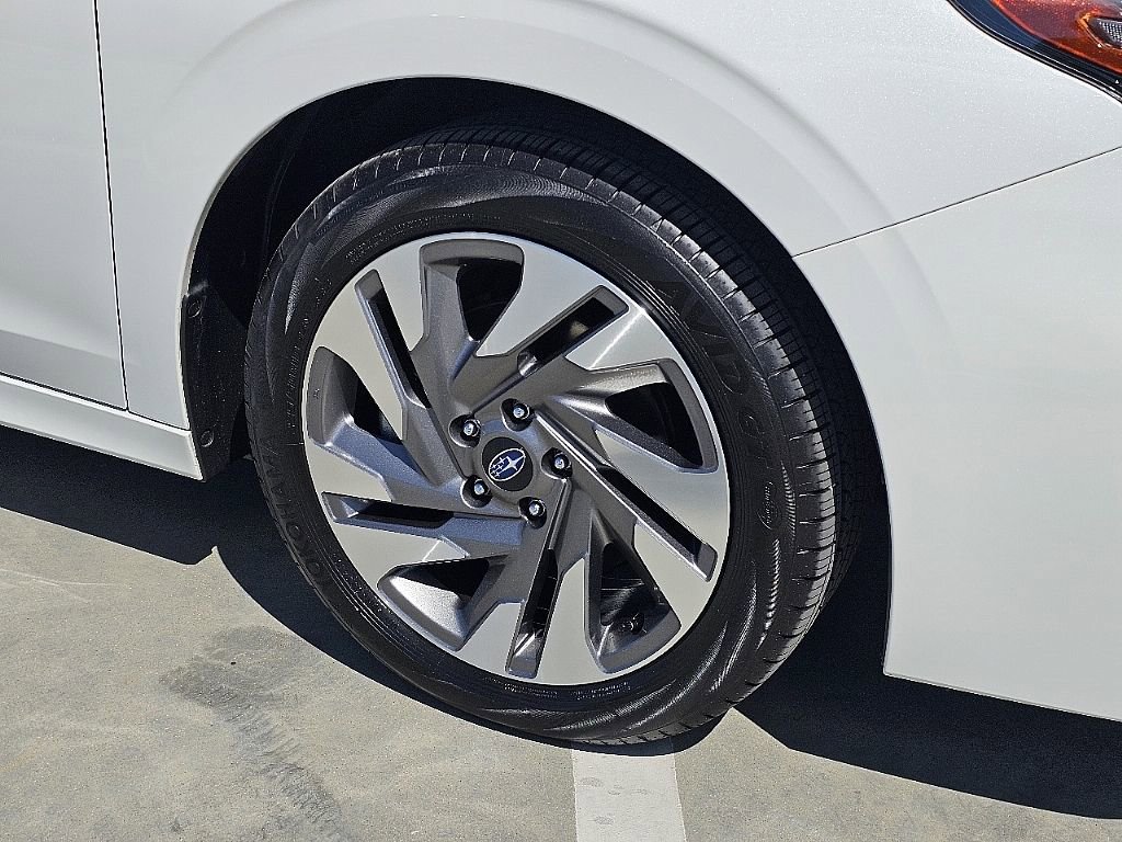 Certified 2025 Subaru Legacy Limited image 9