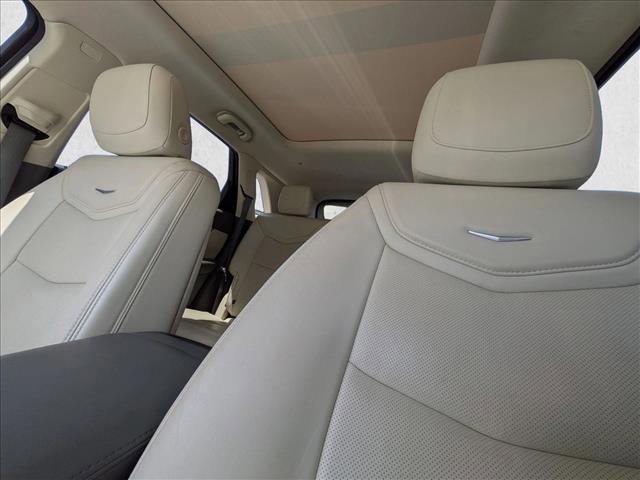 Used 2019 Cadillac XT5 Luxury AWD/4WD image 16