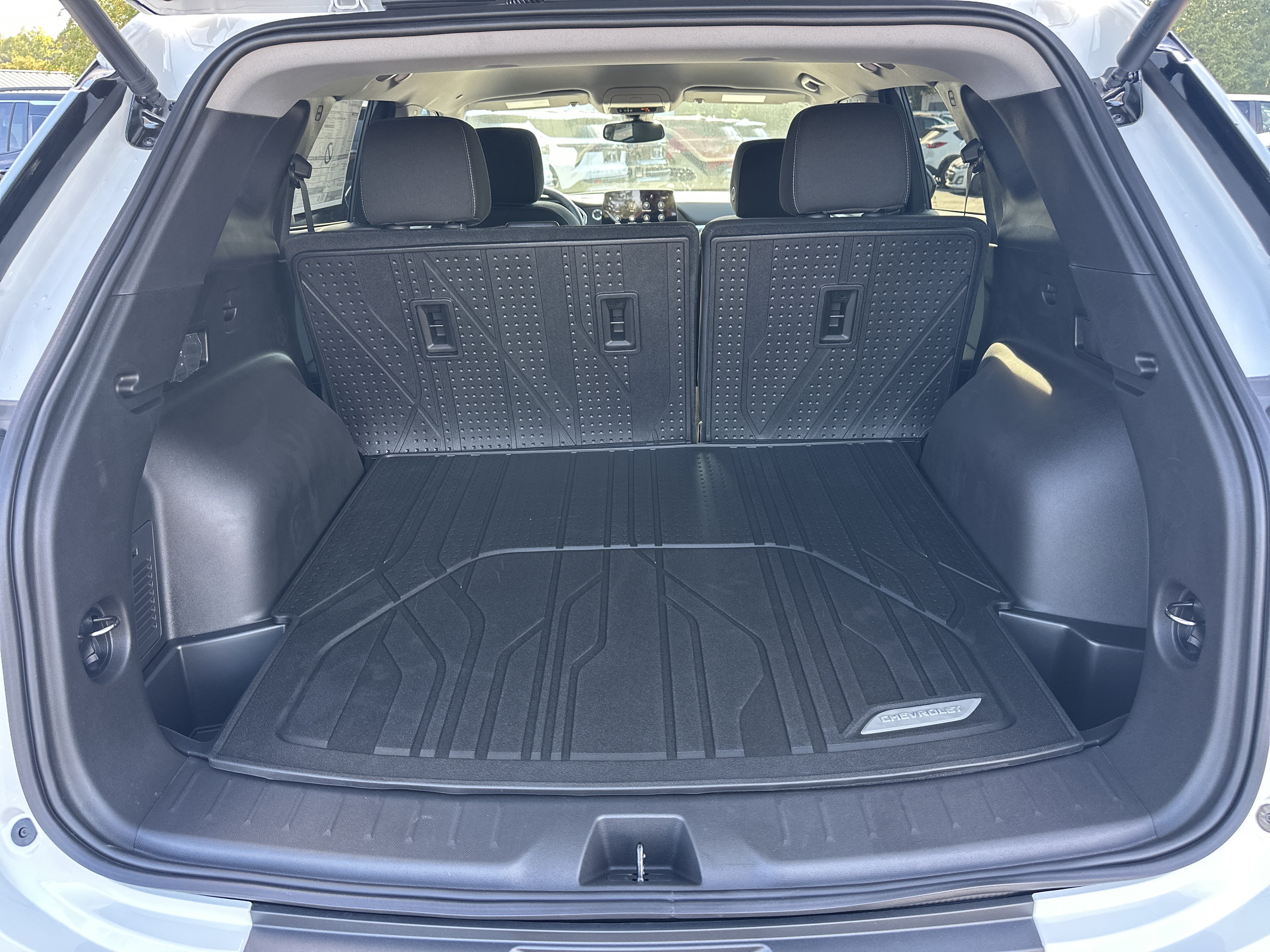 New 2026 Chevrolet Blazer LT w/ Convenience Package FWD image 20