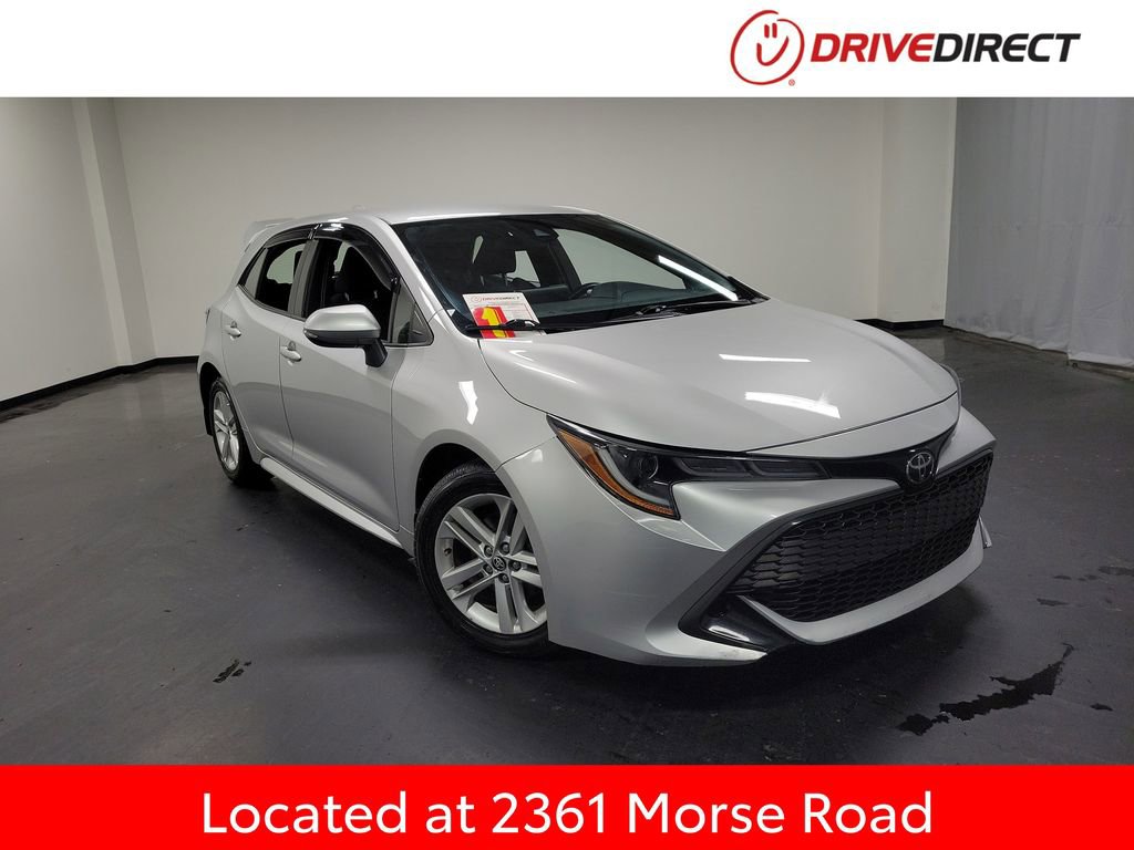 Used 2022 Toyota Corolla SE w/ SE Preferred Package FWD image 1