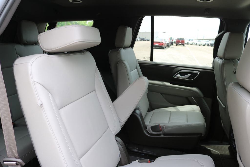 Used 2022 Chevrolet Tahoe Z71 w/ Luxury Package image 18