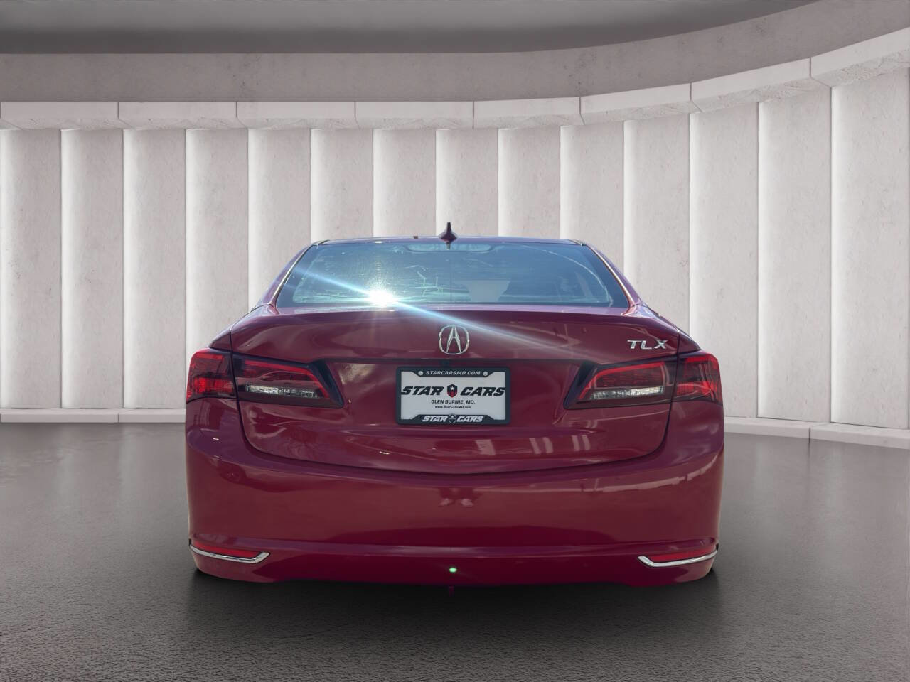 Used 2017 Acura TLX image 4