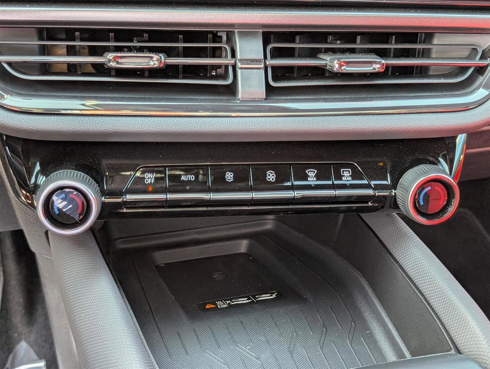 New 2025 Chevrolet Equinox EV RS w/ Active Safety Package 3 image 21