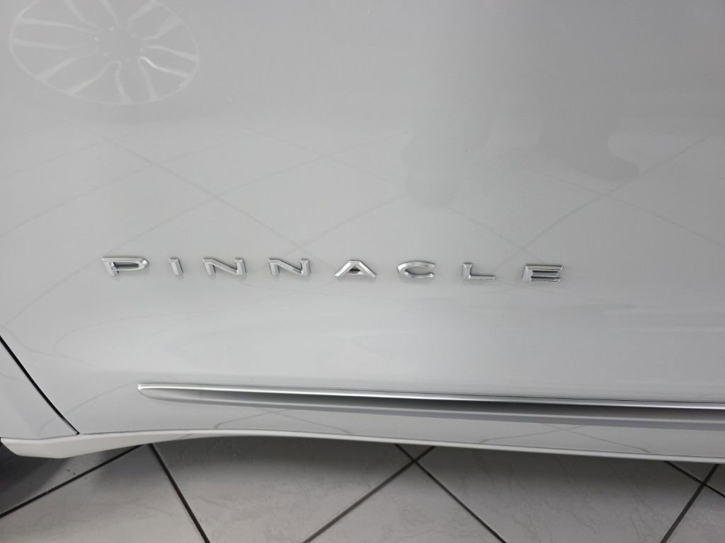 New 2026 Chrysler Pacifica Pinnacle w/ Trailer Tow Group image 6