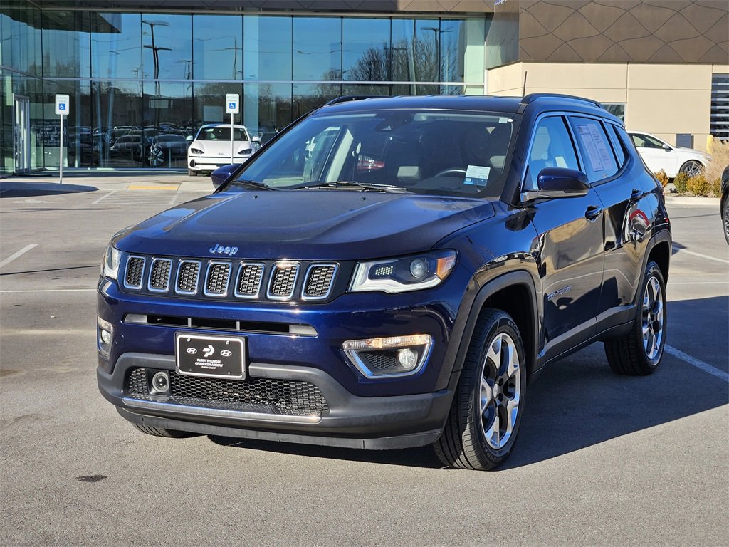 Used 2018 Jeep Compass Limited w/ Navigation Group image 2