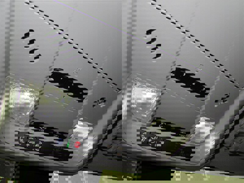 Used 2023 GMC Terrain SLT image 35