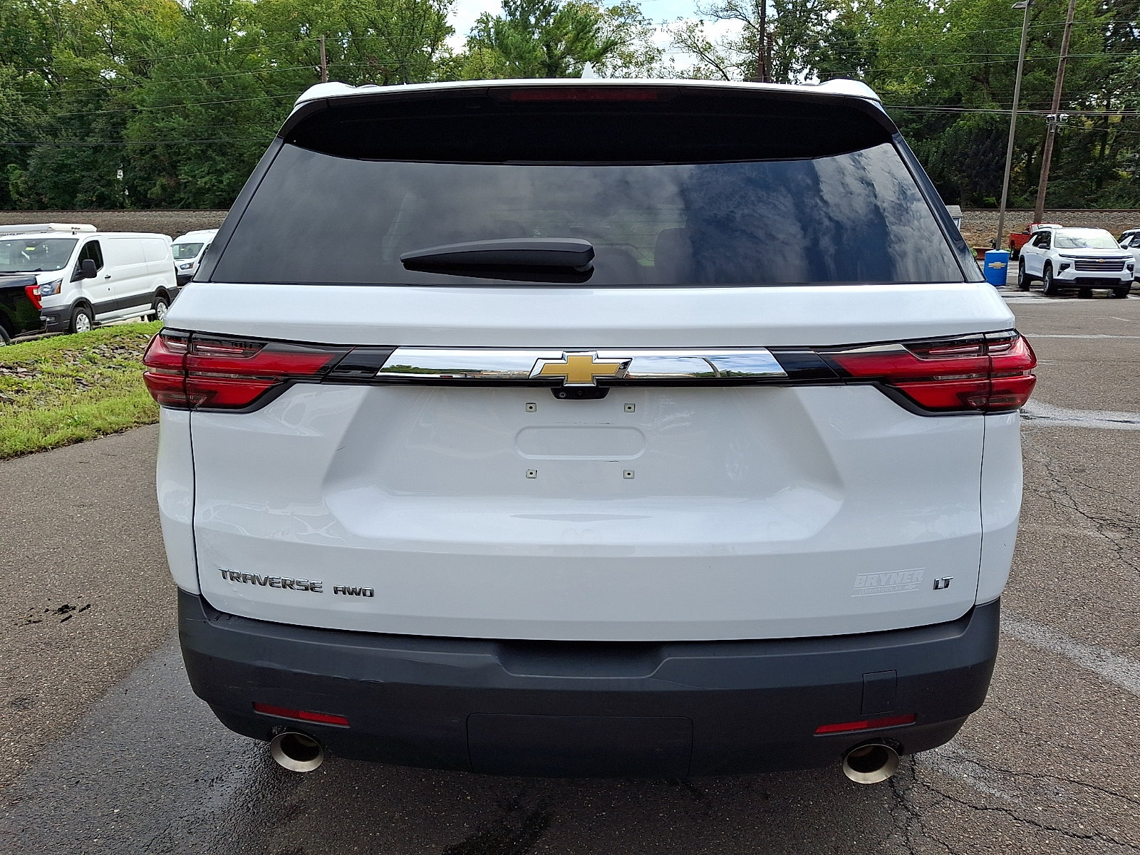 Used 2023 Chevrolet Traverse LT w/ Rear Camera Mirror Package AWD/4WD image 5