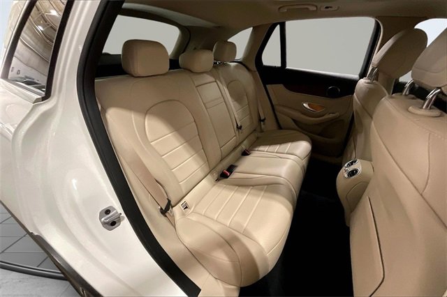 Used 2021 Mercedes-Benz GLC 300 4MATIC image 27