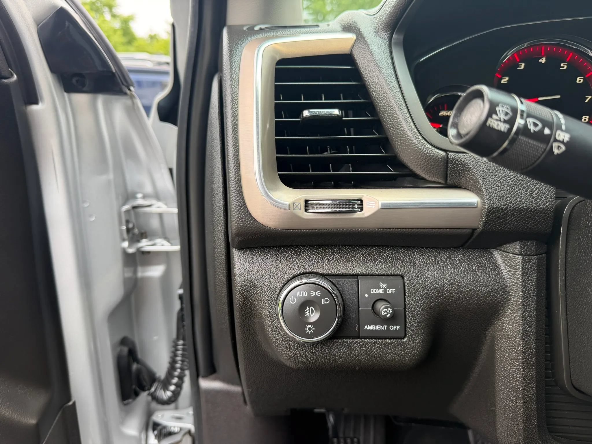 Used 2014 GMC Acadia Denali AWD/4WD image 22